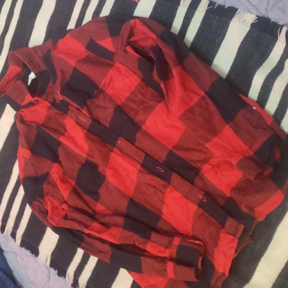 Plaid button down collar blouse (cotton)